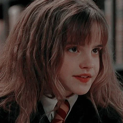 hermione granger, harry potter hermione, hermione granger 2001, pequeño hermione granger, hermione granger harry potter