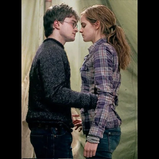 emma watson, harry hermione, hermione granger, hermione granger harry potter, beijo de emma watson daniel radcliffe