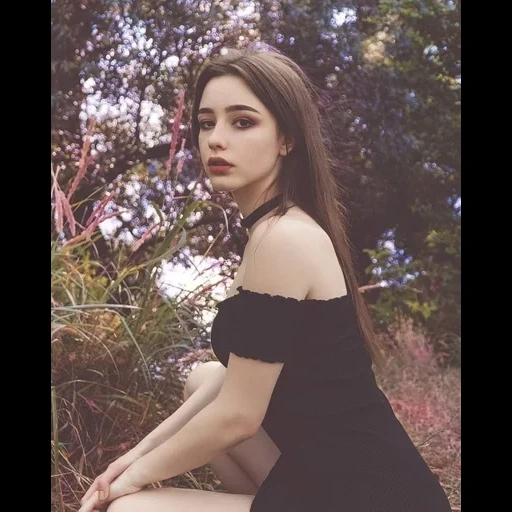 lauren grey, la beauté de la jeune fille, la fille est belle, belle femme, elle est mignonne