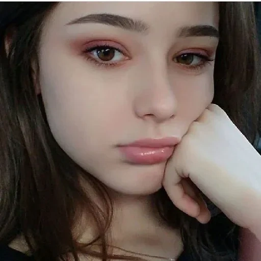 mujer joven, la belleza de la chica, chicas hermosas, maquillaje de dasha taran, la cara de una hermosa chica