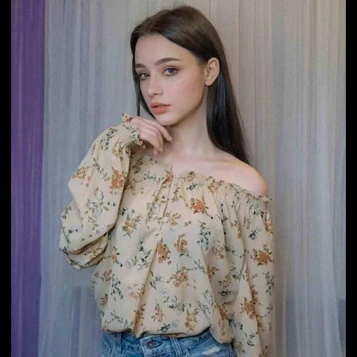 filles, dasha taran, la beauté de la jeune fille, la fille est belle, jolie fille