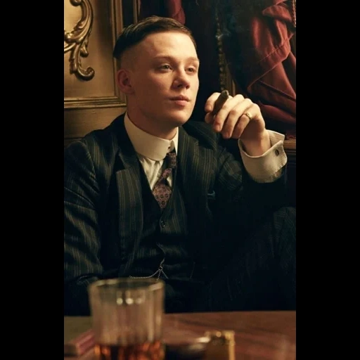 моем голову, peaky blinder, острые козырьки, томас шелби 1 сезон, джон шелби острые козырьки