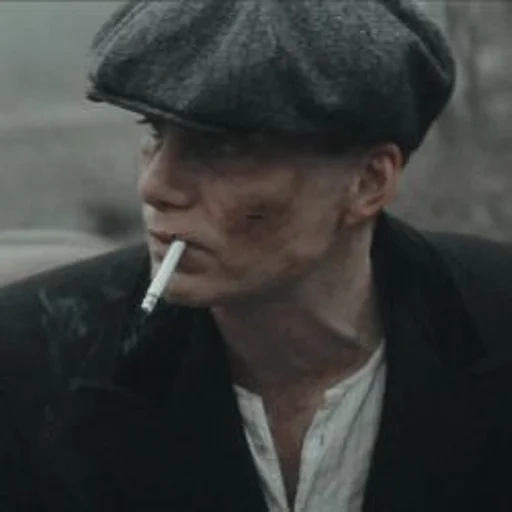 острые козырьки, томас шелби сигаретой, peaky blinders tommy shelby, киллиан мёрфи козырьки курит, эдриан броуди острых козырьках смерть