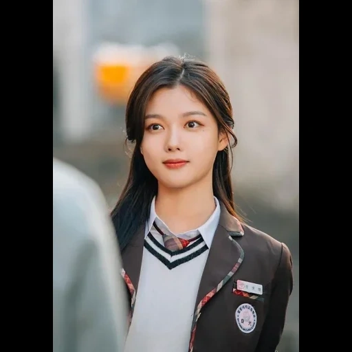 kim e jung, kim e zheng 2020, attore coreano, attrice coreana, kim yoo jung 2020