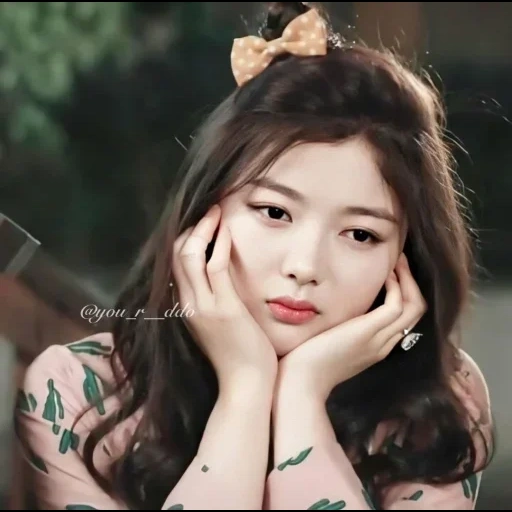 yoo jung, kim yoo jung, aktor korea, aktris korea, skandal nancy momolend