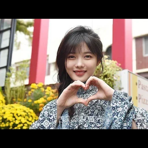 korean actor, korean actor, korean actress, kim yoo jung 2020, guo yunzhen actress