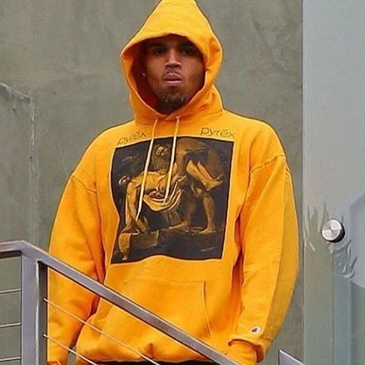 chris brown, chris brown x, anak laki laki berkulit gelap, tertinggi hal yang paling mahal, chris brown orange kofte