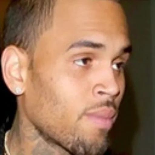 cantantes, chris brown, chris brown, don omar sincero, rayo de crottet de efecto