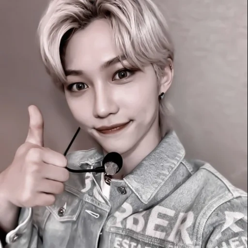 felix lee, felix skz, felix bts, felix stray kids, dinheiro masculino coreano