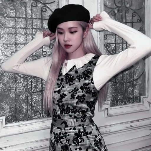 wattpad, jeune femme, rose noir, rose noire, rose blackpink 2021