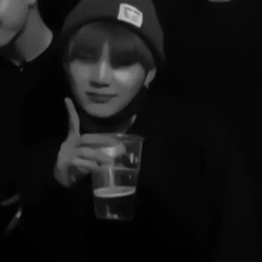 bts suga, yoongi bts, anak laki laki bangtan, bts shuga mabuk, bts alkohol yungi