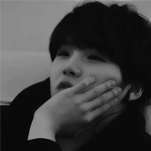 bts yoongi, min yoongi, bangtan boys, мин юнги шуга, min yoongi suga