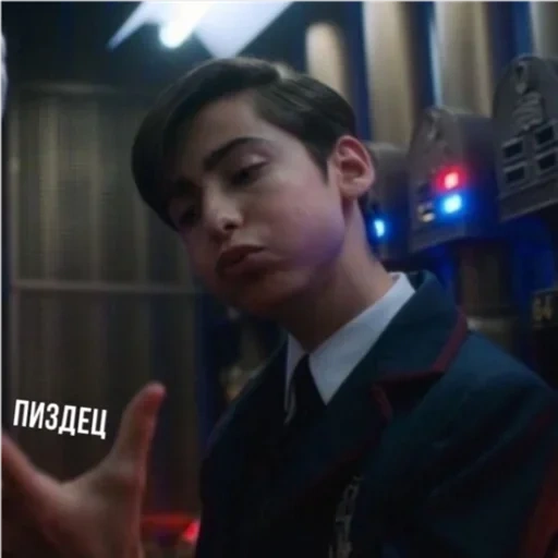 aidan gallagher, umbrella academy, aiden gallagher 2020, umbrella academy saison 1 saison 5, aidan gallagher umbrella academy