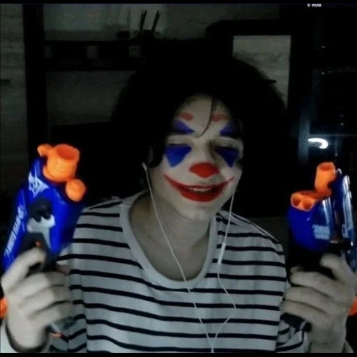 clown, clown, je suis un clown, akumaqq, akumaqqe clown