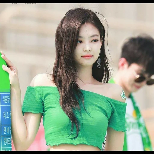 jennie, polvere nera, jenny king, jennie blackpink, jenny blackpink sprite