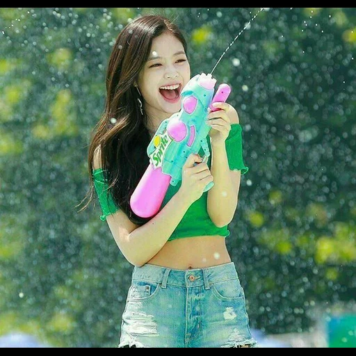 hitam pink, jenny kim, blackpink jennie, jenny black pink, jenny black pink speaker