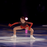 gadis, trusova skater, figure skating trusov, pertunjukan es adelina sotnikova, skater alexander trusov