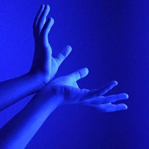 aesthetics of blue, blue background aesthetics, aesthetics of blue, aesthetics, hand