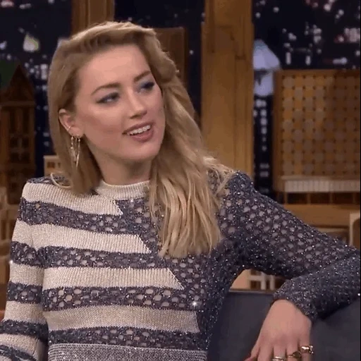 funny, interview-interview, amber hurd, jimmy fallon, stasera