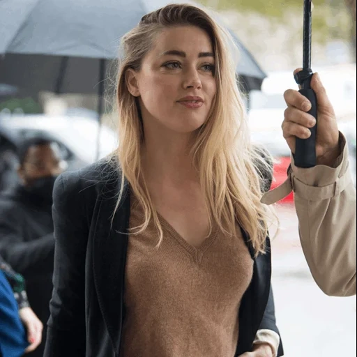 париж, франция, эмбер хёрд, мила кунис, amber heard 2021