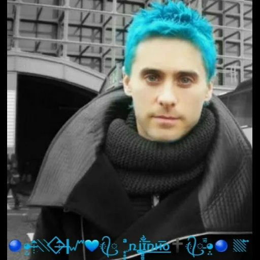 jared leto, jared summer is blue, the guy with blue hair, jared summer blue hair, jared summer with blue hair