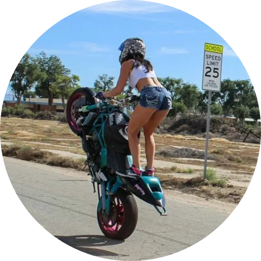 мото, девушка байке, девушка мотоцикл, девушки мотоциклистки, женские трюки мотоциклах