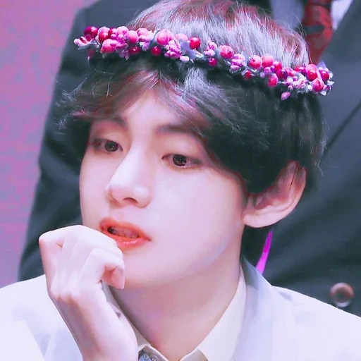 ким тэ хён, bangtan boys, taehyung bts, бтс валентино, kim taehyung bts