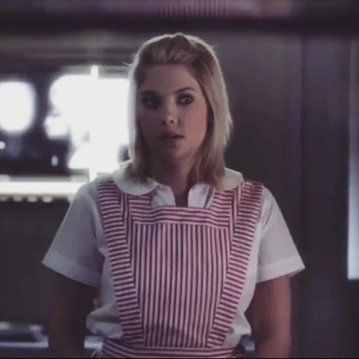 human, betty cooper, field of the film, betty riverdale, christine everhart