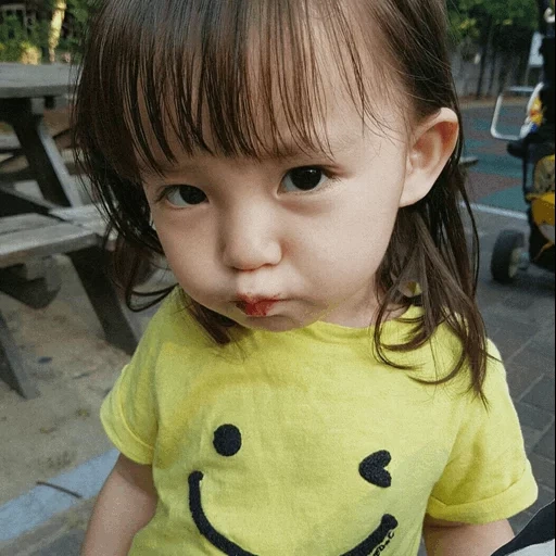 child, lovely children, the child is cute, asian children, beautiful children are small