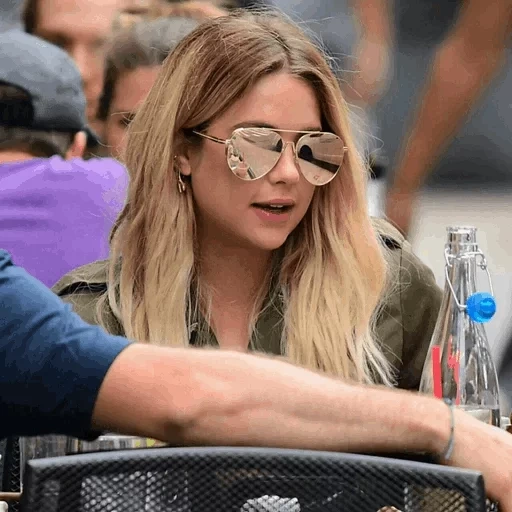 wanita muda, new york, di new york, ashley benson, subaru tribeca