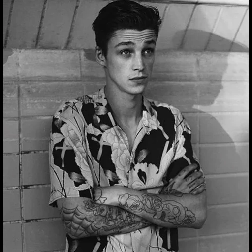 young man, male, ash stymest, grey cluster, models
