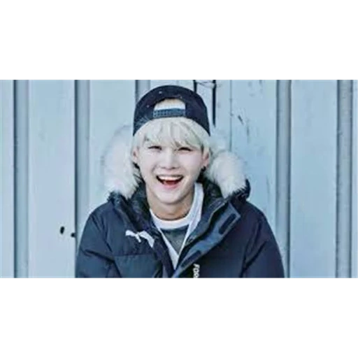 yoongi bts, yoongi bts, bts shuga inverno, min yungi puma, min yongi bts