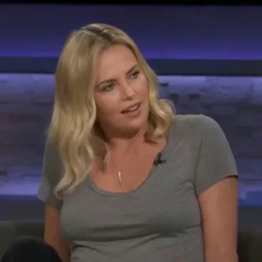 chelsea handler, jennifer lanion, pesta aktris chelsea, aktris alena yakovleva, seri terapi keluarga dr jenny masih