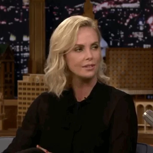 actress, megan kelly, focus camera, charlize theron, tonight