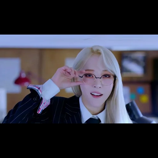 asiatisch, mama gogobebe, moonbyul brille, moonbyul mamamoo, moonbyul gogobebe