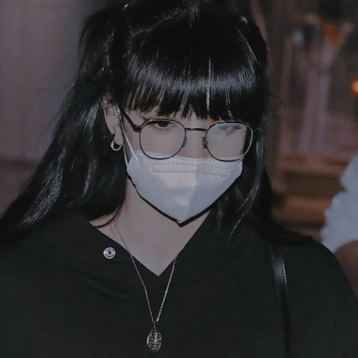 seoul, anak laki laki bangtan, lisa blackpink, lalisa manoban aesthetics tumbker, lisa blackpink 2020 dengan rambut hitam