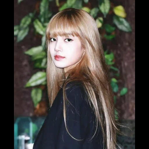 mujer joven, rosa negro, lisa blackpink, lisa black pink, reina de zorro de zorro