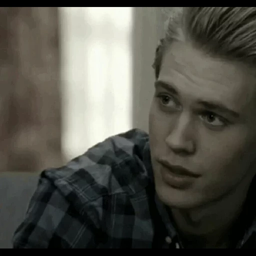 austin butler, cary bradshaw, carrie diaries, jurnal carrie, foreign movie 2015