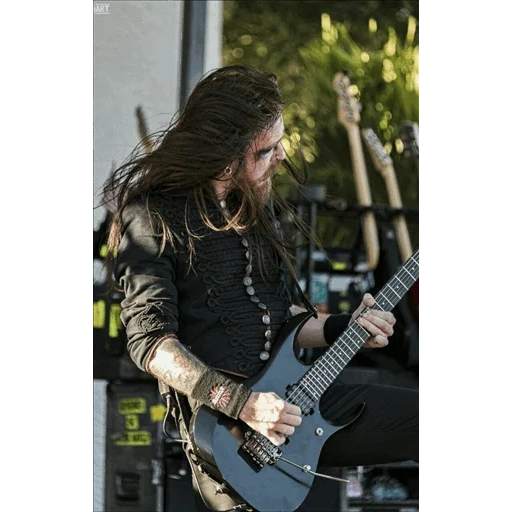 rocha, roqueiros, metalhead, âmbar frenético 2020, guitarrista de tim öhrsström