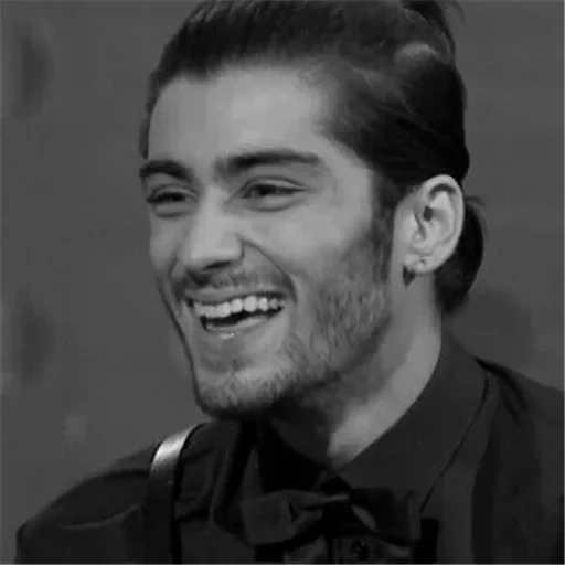 зейн, zayn, зейн малик, зейн малик улыбка, crying handsome boy white