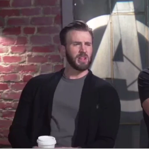 chris evans, chris hemsworth, chris evans lacht, rächer der ära von altron, chris evans gegen chris hemsworth