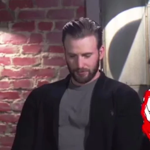 chris evans, chris evans is funny, avengers in ultron age, chris evans steve rogers, chris evans vs chris hemsworth