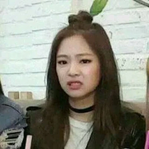 jennie, rosa nero, jenny kim, jennie blackpink, jenny black pink memes