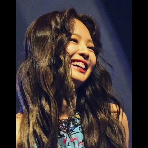 jennie, rosa nero, kim jennie, jenny kim, blackpink jennie