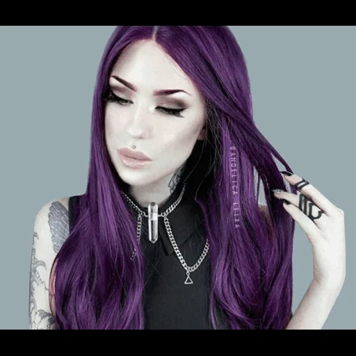 jeune femme, filles gothiques, cheveux violets foncés, goths aux cheveux violets, fille aux cheveux violets