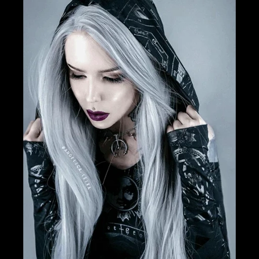 manicure, young woman, angelica leiira, gothic makeup, gothic girls
