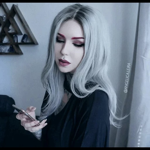 jeune femme, maquillage gothique, beauté gothique, filles gothiques, goths aux cheveux blancs