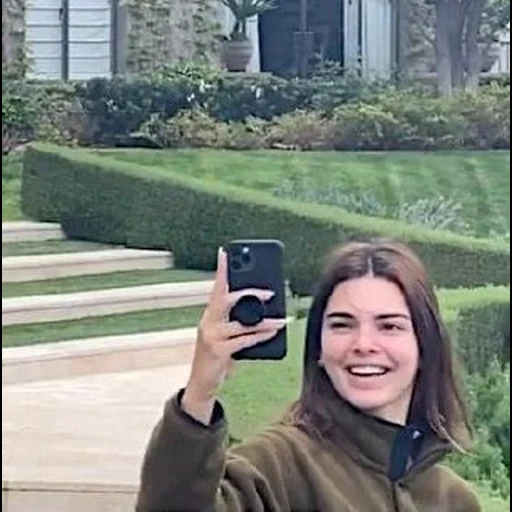 selfie, female, girl, oppo poster, self-timer camera