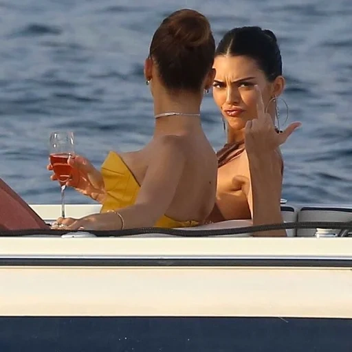 dudley savage, kendall jenner, kendall bella yacht, kendall jenner style