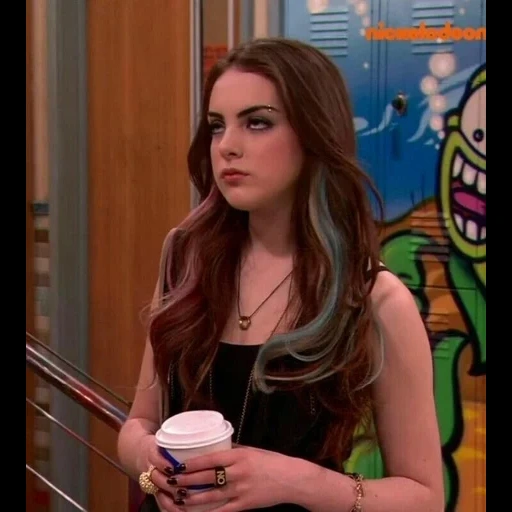 elizabeth, jade west, elizabeth gillies, dyeing hair, victoria winner